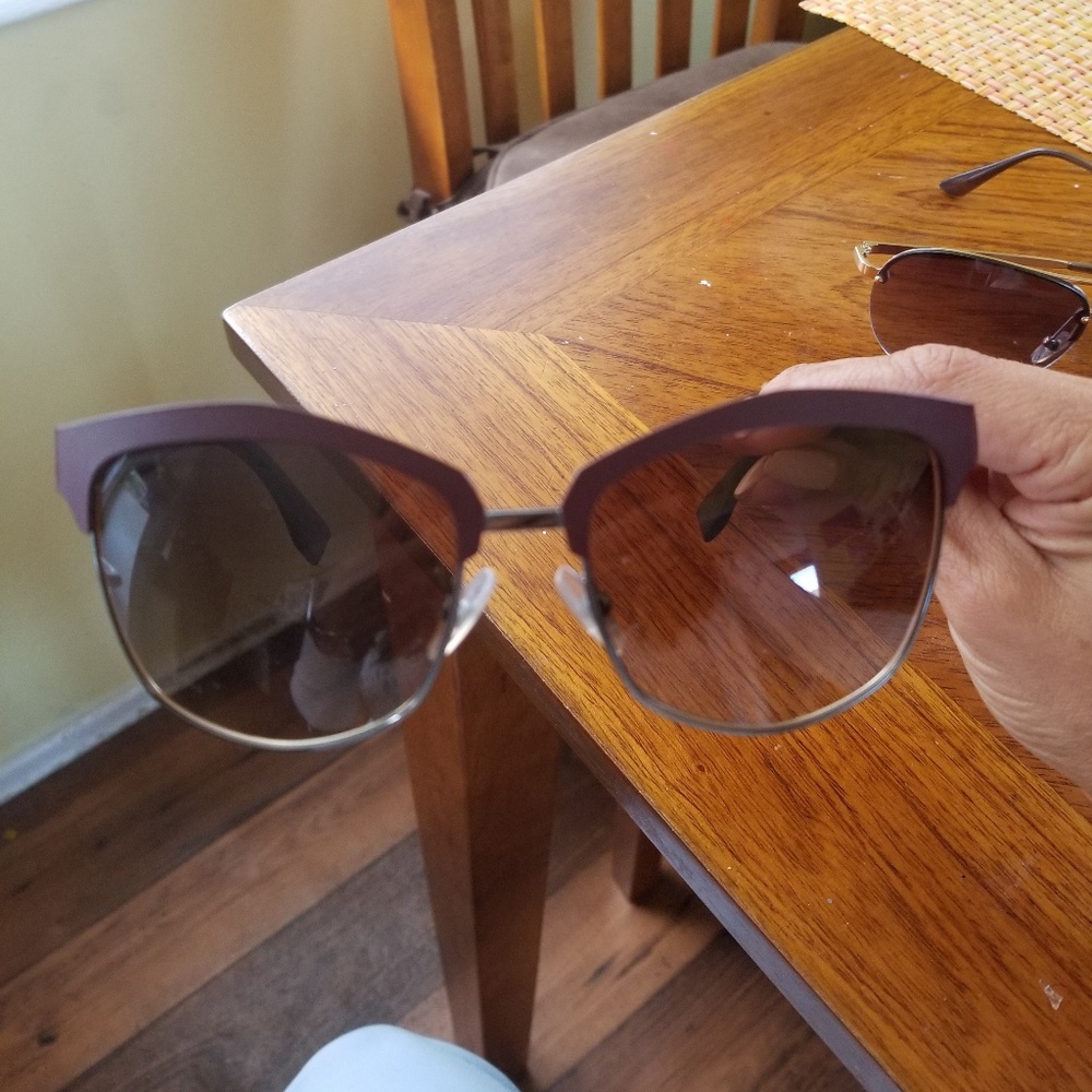 Fendi Sunglasses, burgundy color